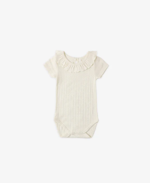 RYLEE + CRU RUFFLE COLLAR BODYSUIT IVORY