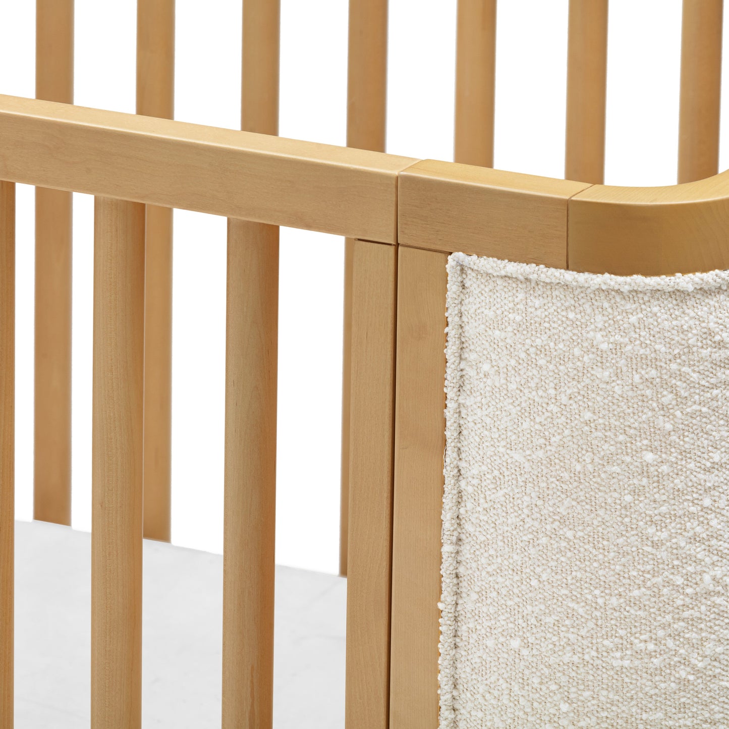 BABYLETTO BONDI BOUCLE 4-IN-1 CONVERTIBLE CRIB