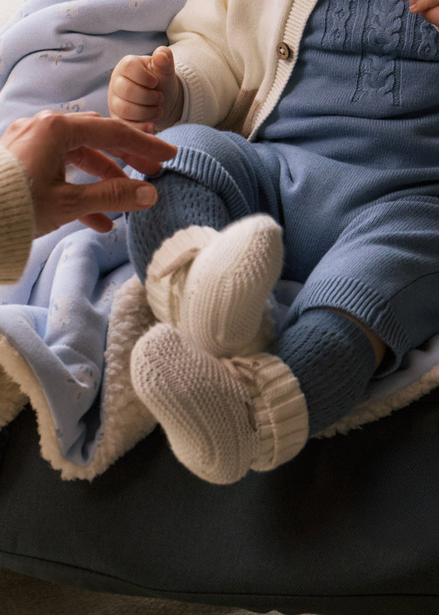 MAYORAL NEWBORN KNIT BOOTIES - ECRU