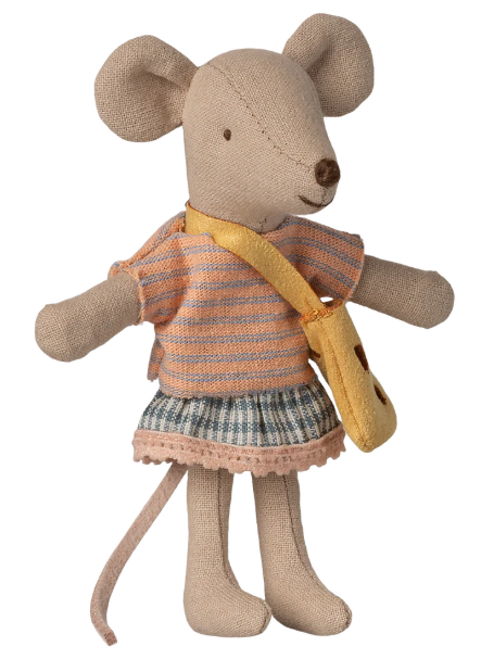 MAILEG LITTLE SISTER MOUSE WITH BAG