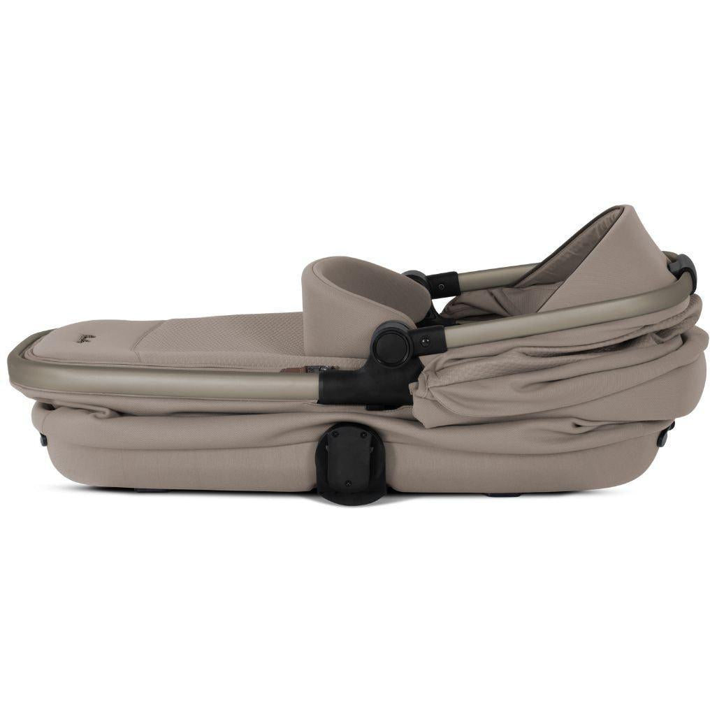 SILVER CROSS REEF 2 FIRST BED FOLDING BASSINET- espresso