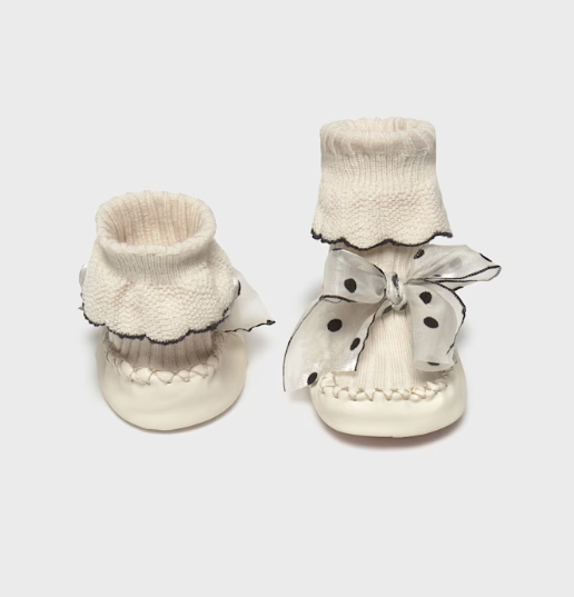 NEWBORN SHOES CREAM