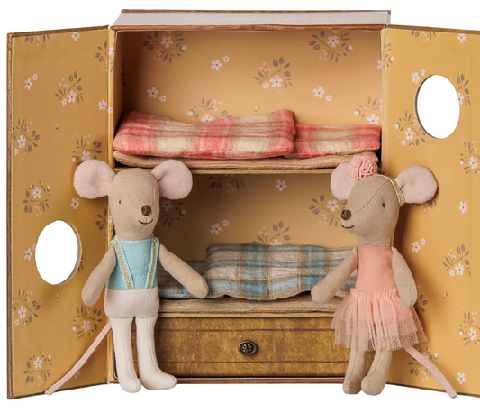 MAILEG BALLET MICE IN DANCE STUDIO, LITTLE SISTER AND BROTHER