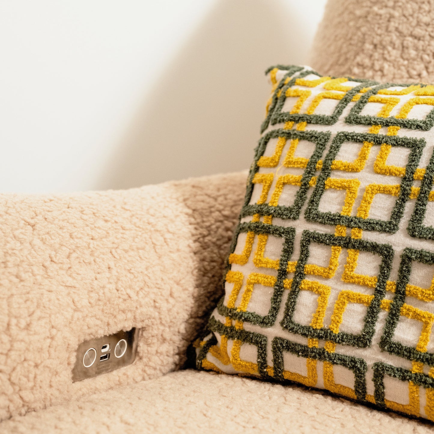 BABYLETTO SUNDAY POWER RECLINER AND SWIVEL GLIDER IN SHEARLING