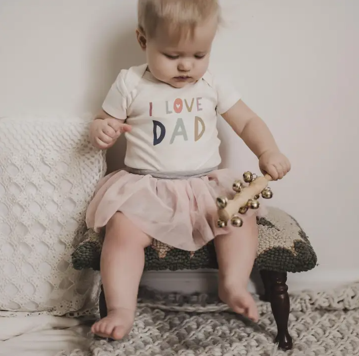 GRAPHIC BODYSUIT LOVE DAD