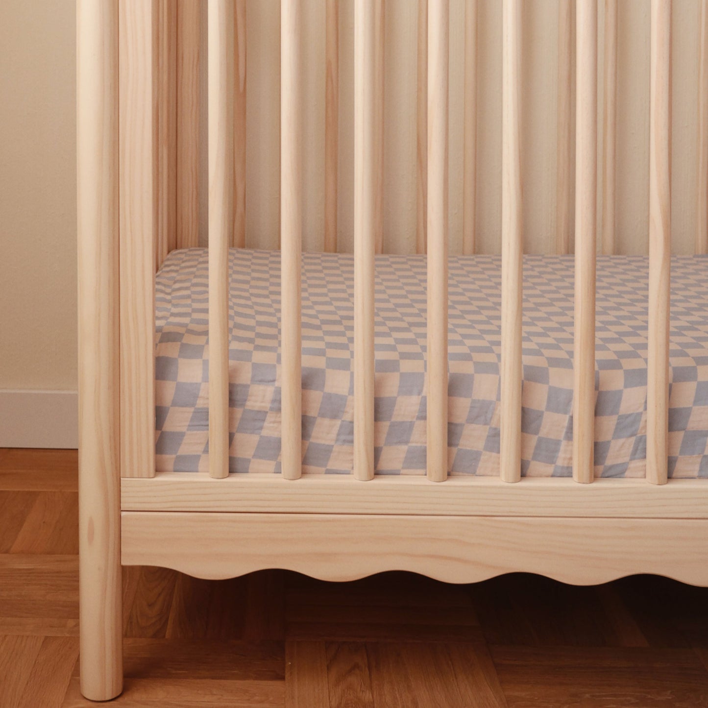 BABYLETTO SWELL 4-IN-1 CONVERTIBLE CRIB WITH TODDLER BED CONVERSION KIT