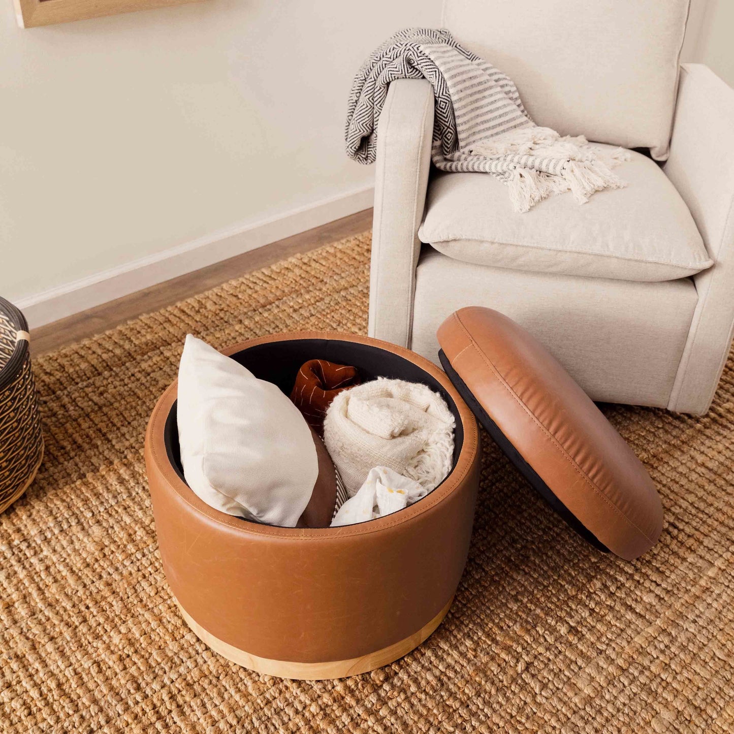 BABYLETTO NAKA STORAGE OTTOMAN IN VEGAN LEATHER