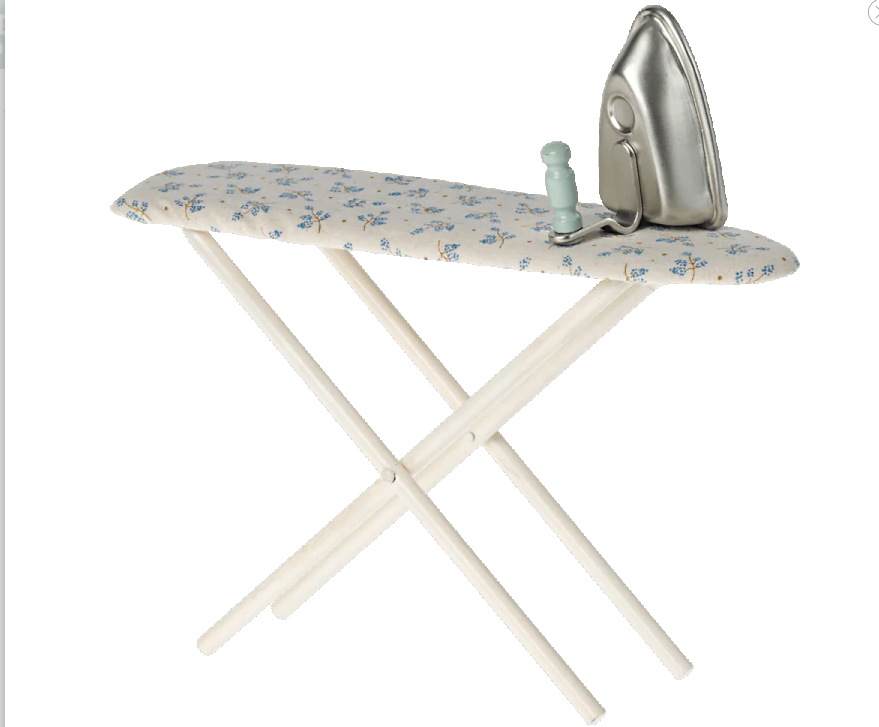 MAILEG IRON & IRONING BOARD